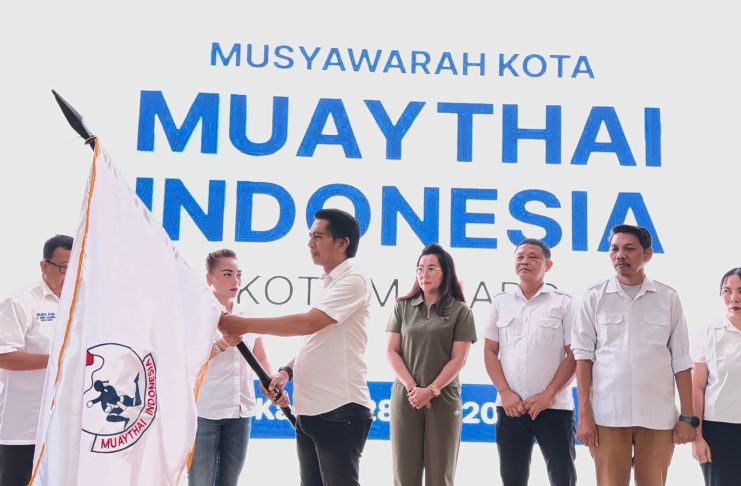 Arther Moniung Resmi Nahkodai Pengkot Muaythai Indonesia Manado Periode 2026-2030
